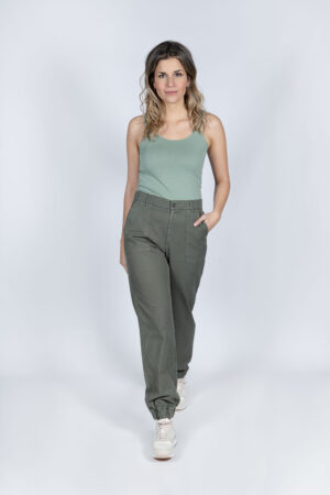 Jogger de algodón y tencel con gomas. Mod.322