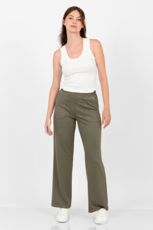 Pantalón ancho fluido bolsillo cargo. Mod.640